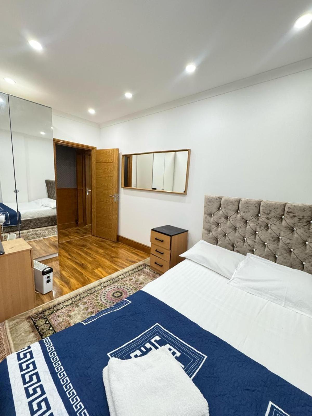 Marble Arch Service Apartment London Exterior photo