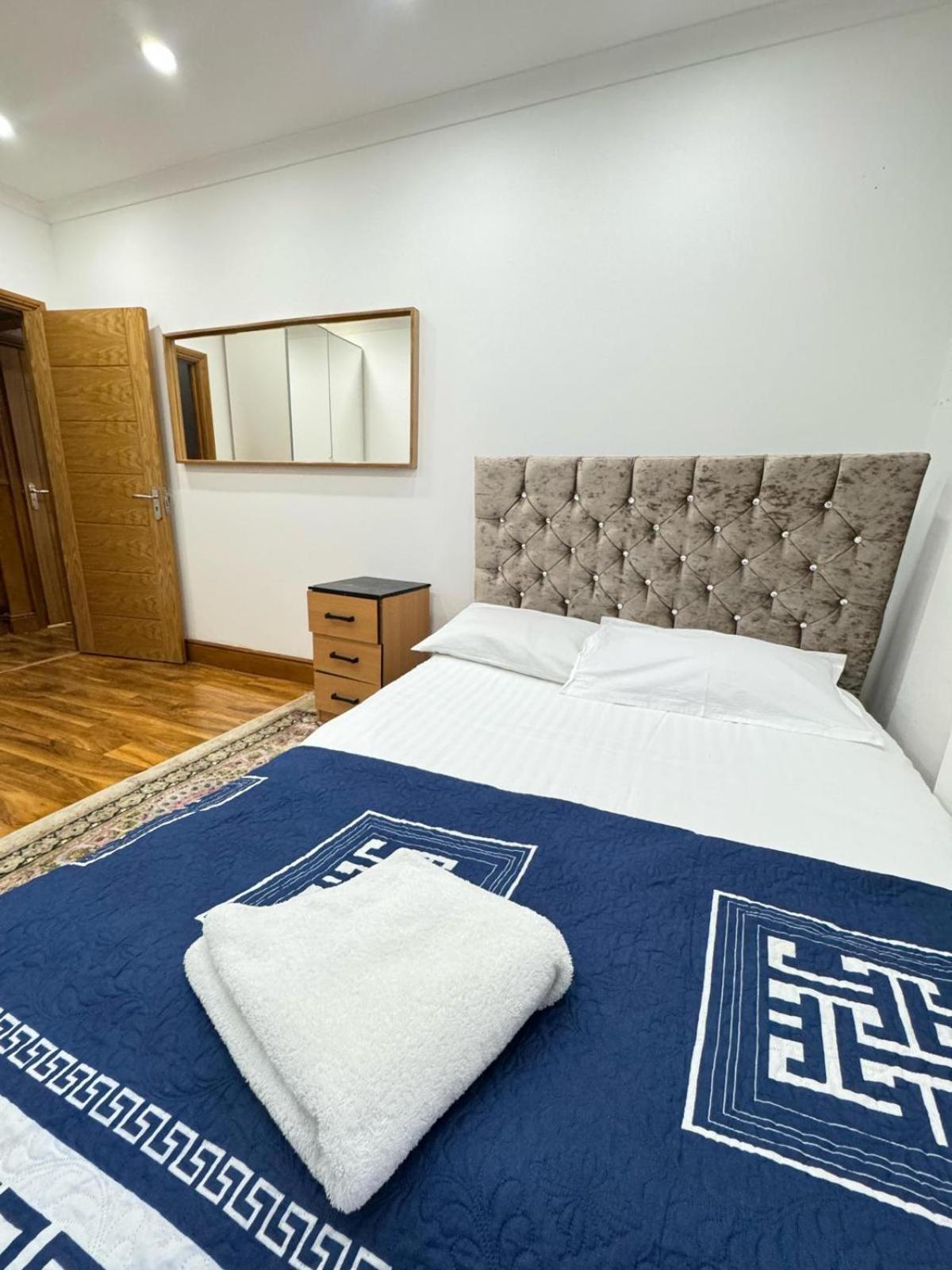 Marble Arch Service Apartment London Exterior photo