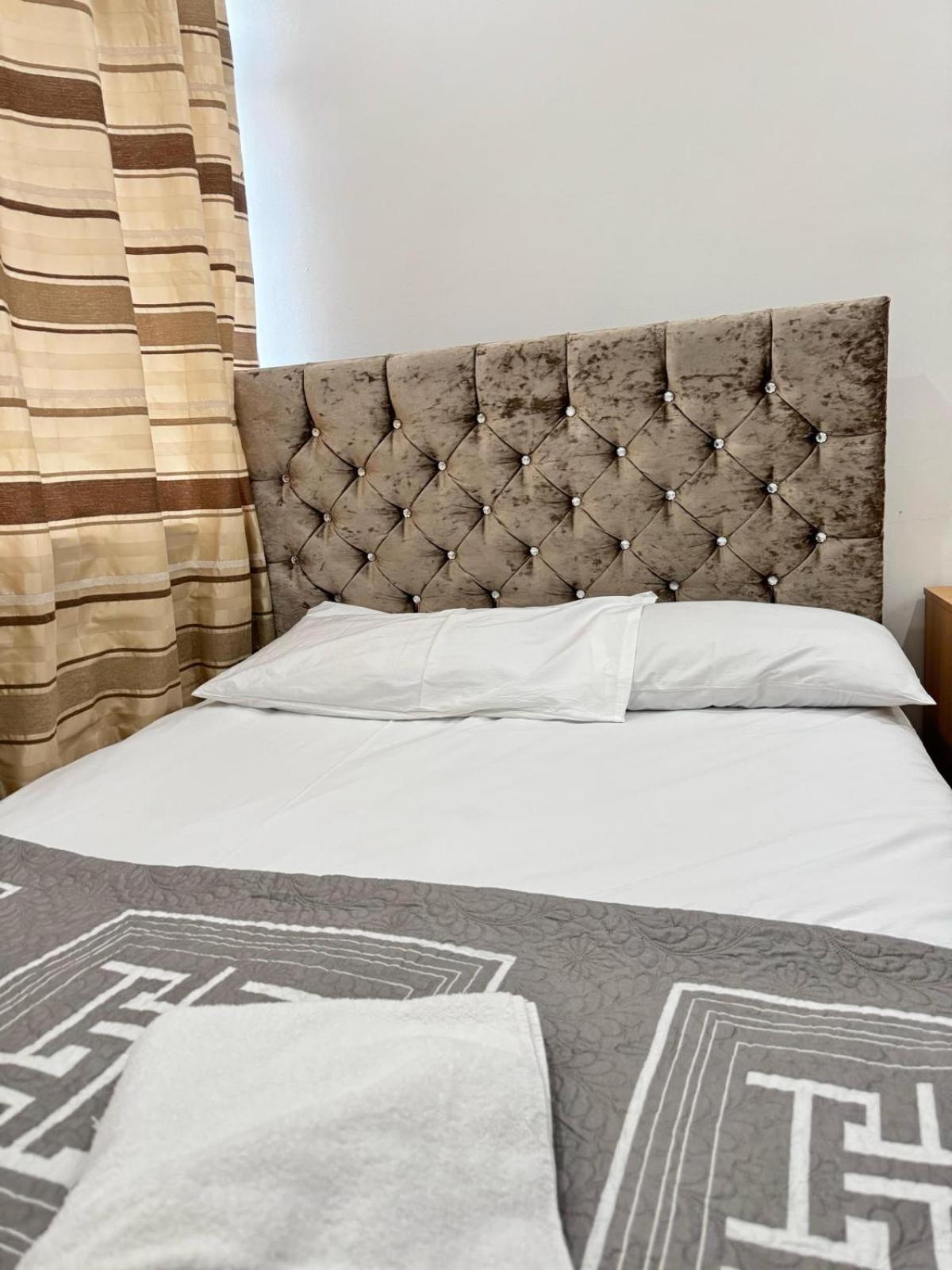 Marble Arch Service Apartment London Exterior photo