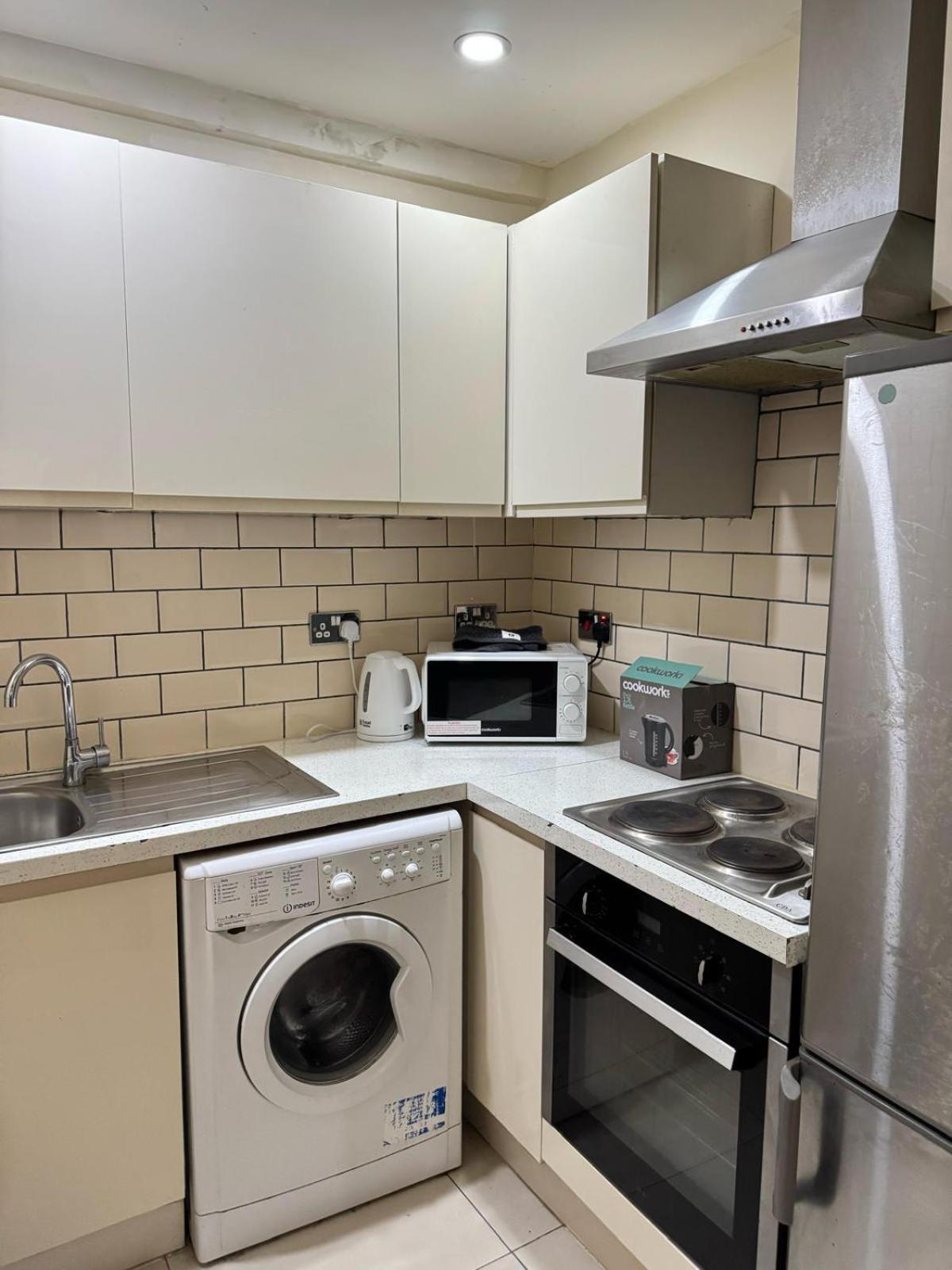 Marble Arch Service Apartment London Exterior photo