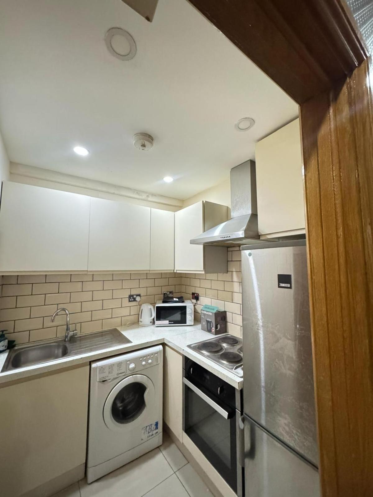 Marble Arch Service Apartment London Exterior photo
